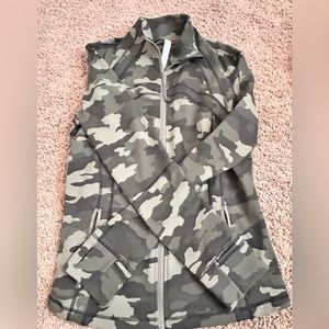 Lululemon Size 14 Dark Green Camo Define Jacket!